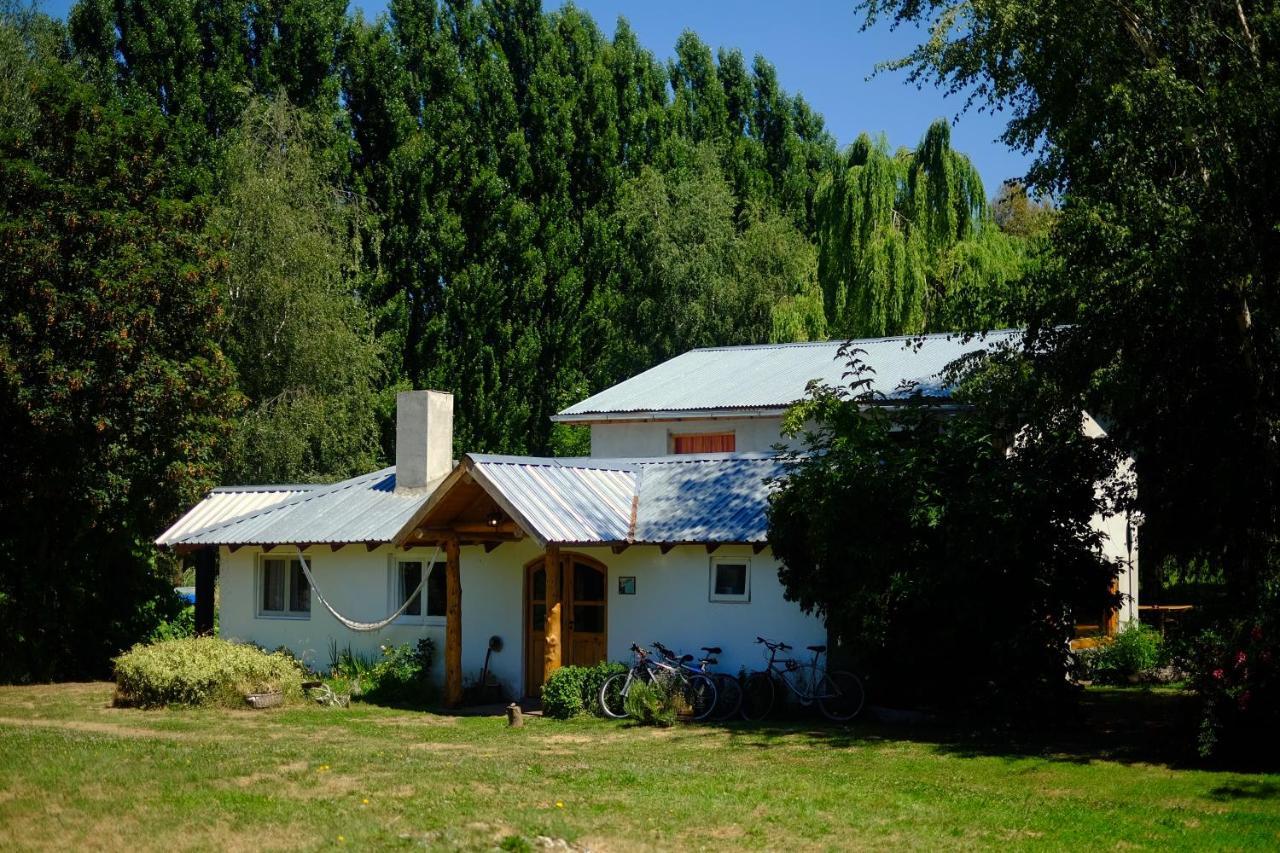 Hostel Luz Clara Hoyo de Epuyén Exterior foto